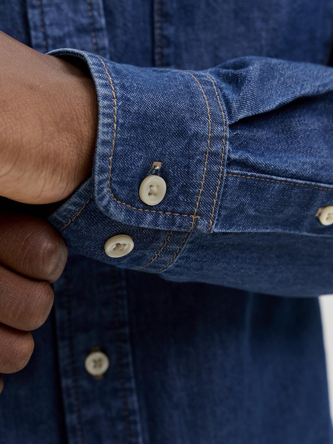 model_shot-detail